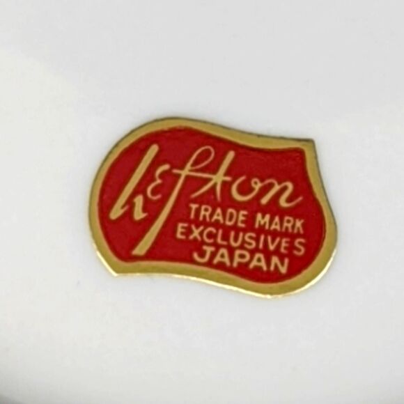 Vintage Lefton Cardinal Christmas Dishes: 6-Piece Porcelain Holiday Set - Picture 7 of 8